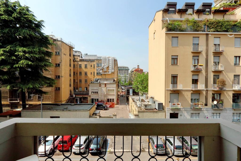 Joivy Colorful Studio For 2 Near City Life Milano Eksteriør billede